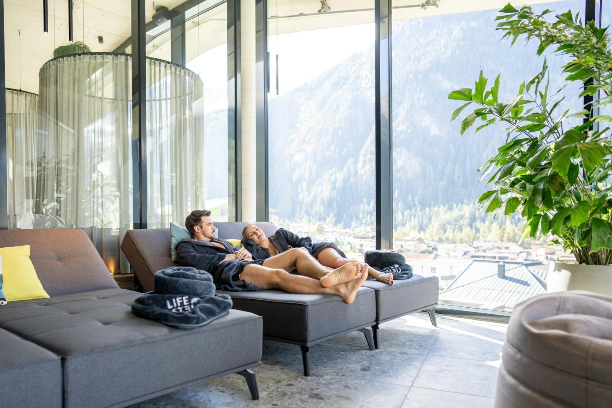 Lifesteil Aparthotel Umhausen Luaran gambar