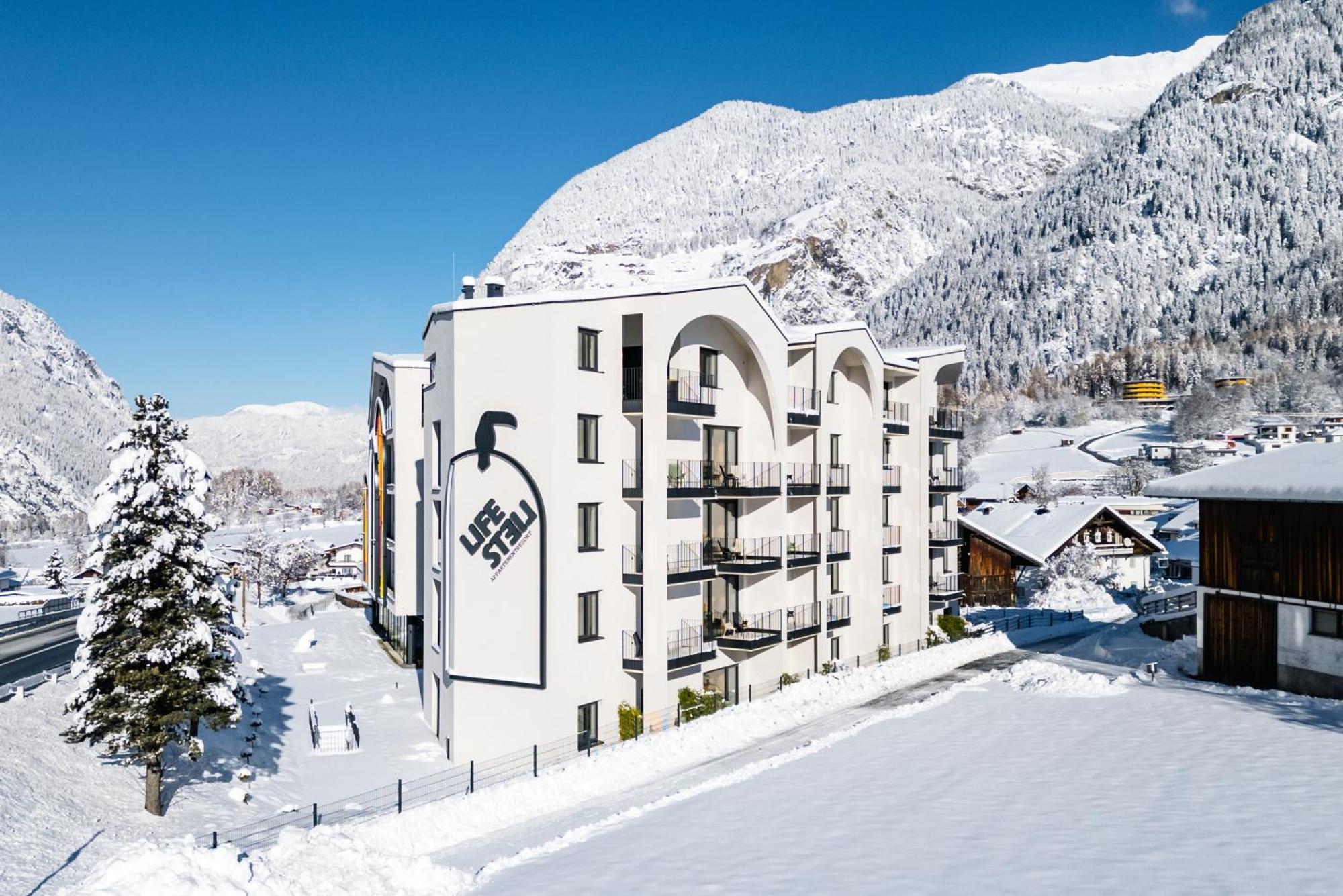 Lifesteil Aparthotel Umhausen Luaran gambar